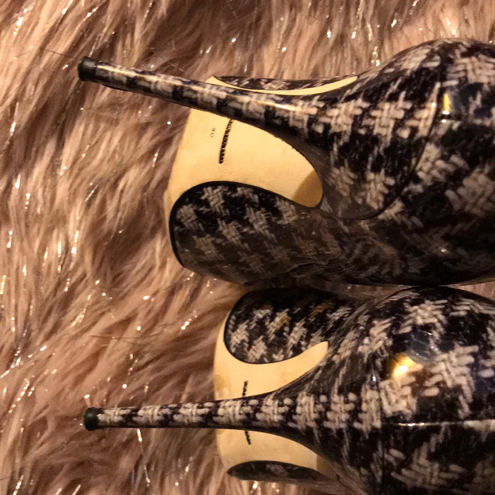 DOLCE GABBANA - Picture 5 of 8